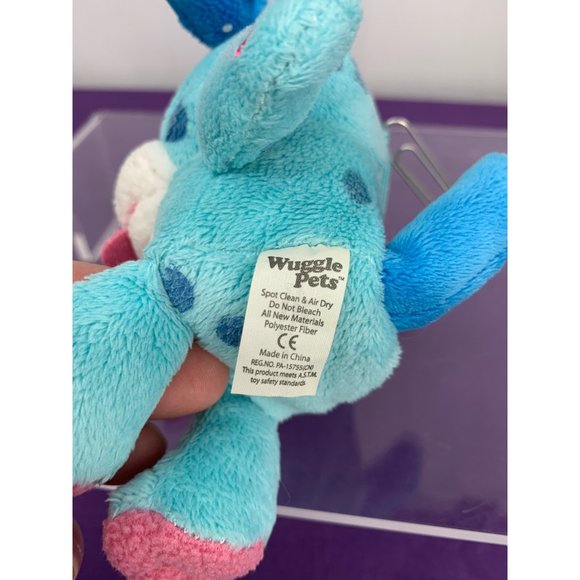 Flawed Wuggle Pets 6” Keychain Blue Puppy Pouch Zippered back Tab Lost 2011 - Picture 6 of 12